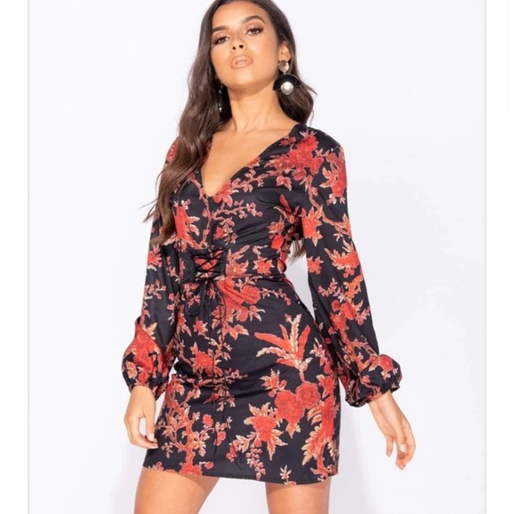 Black and red floral v neck long sleeve dress cocktail, holiday - Picture 2 of 5